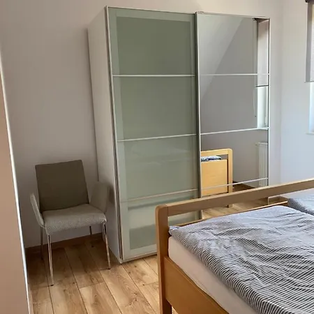 Lesny * オストシツェ