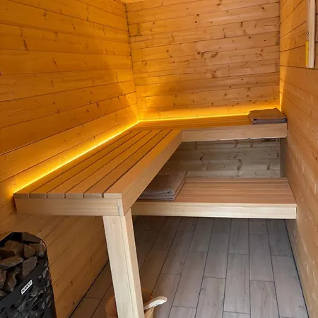 Апартаменты Las,jezioro,masaze,spa Остшице